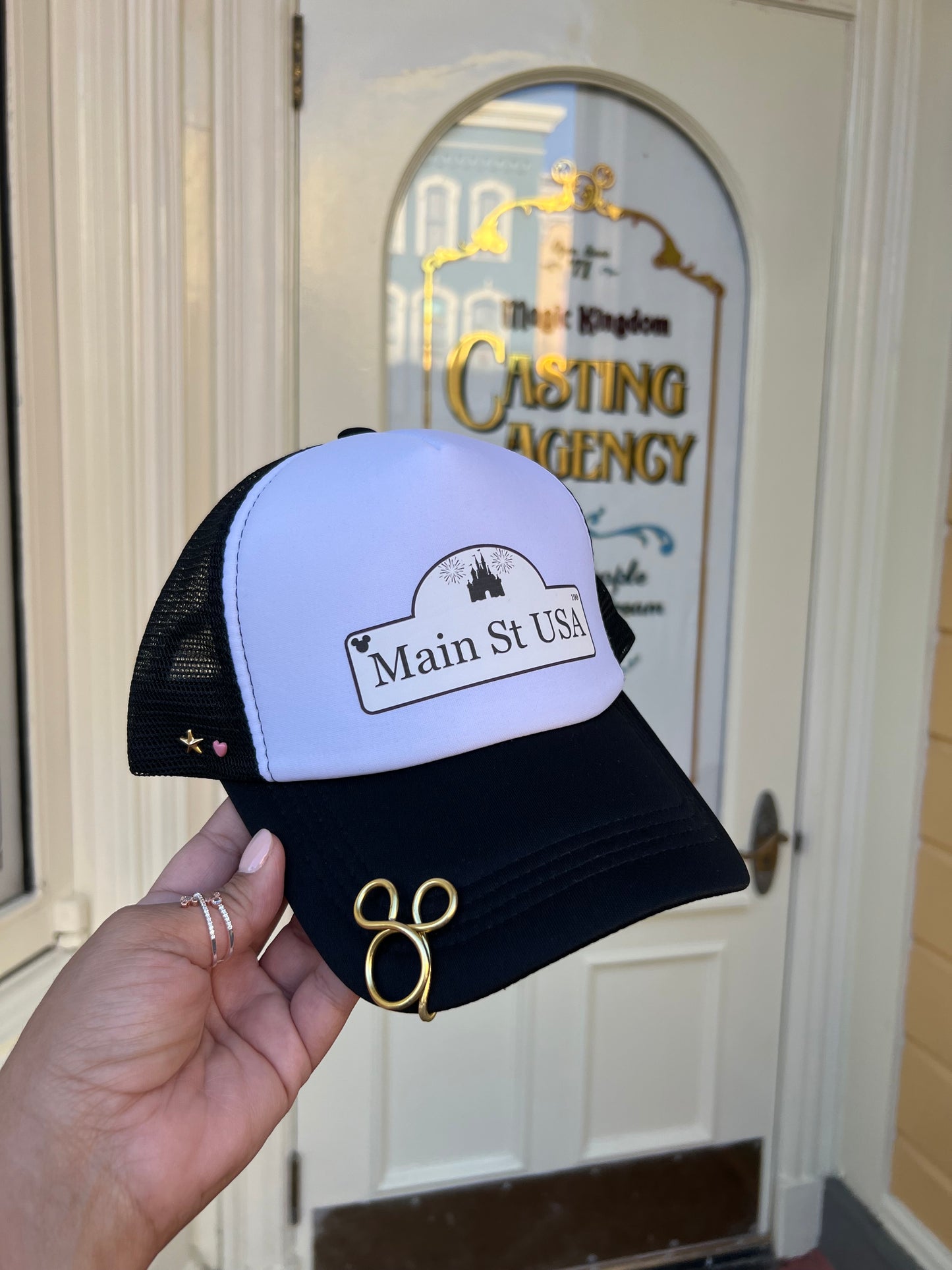 Main St USA black trucker hat